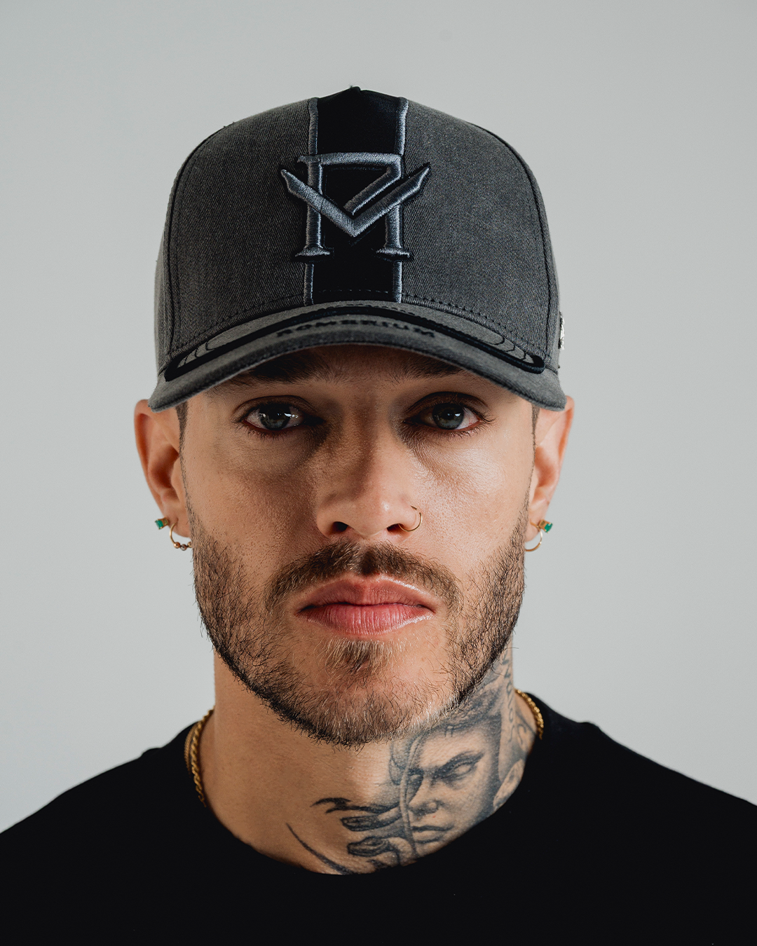 Gorra Ares Gris