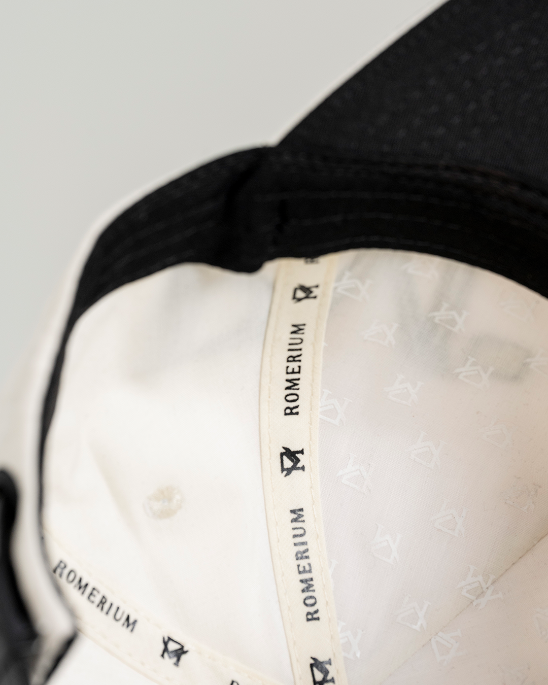 Gorra Chron Ivory