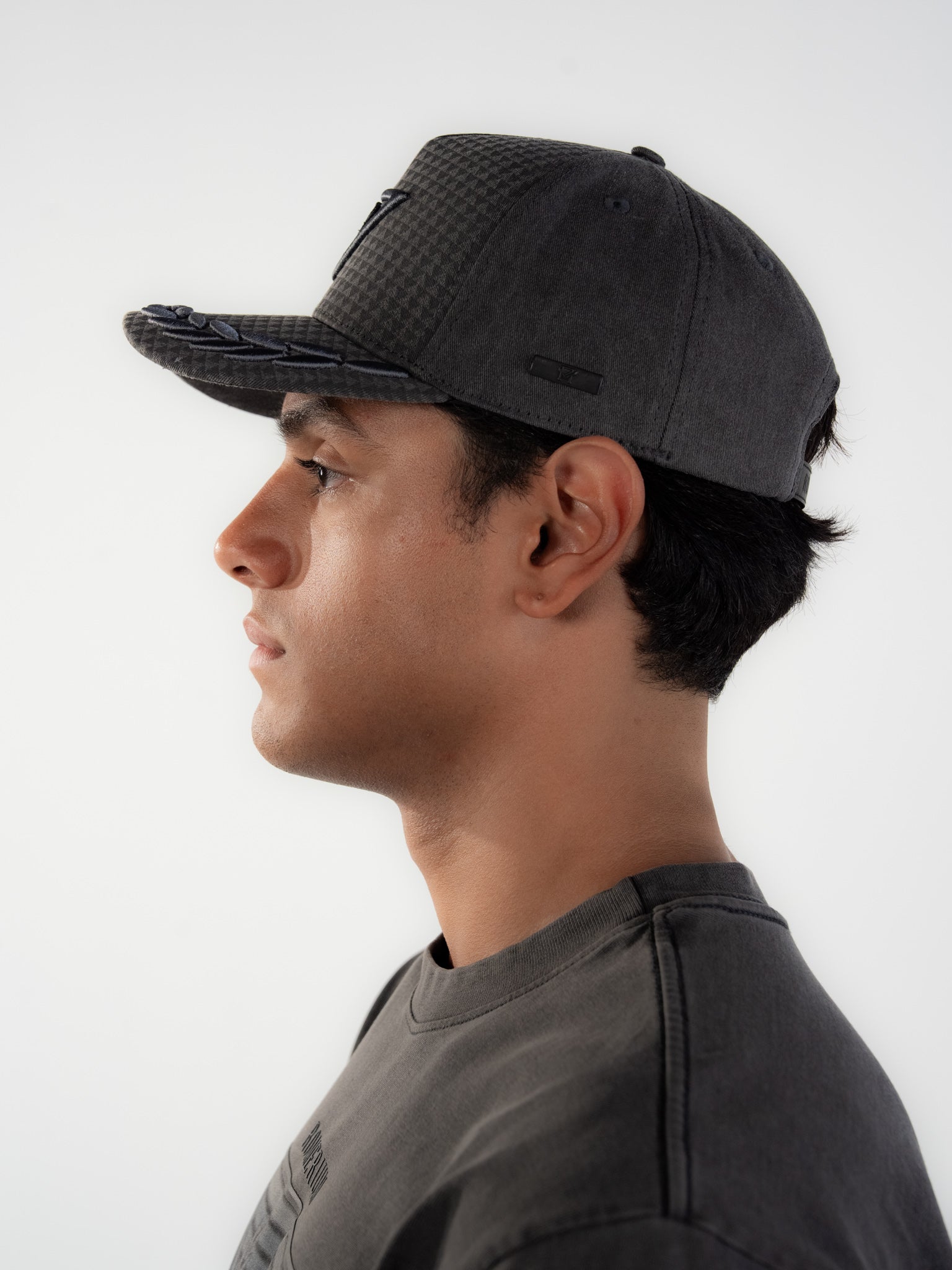 GORRA TRINITY