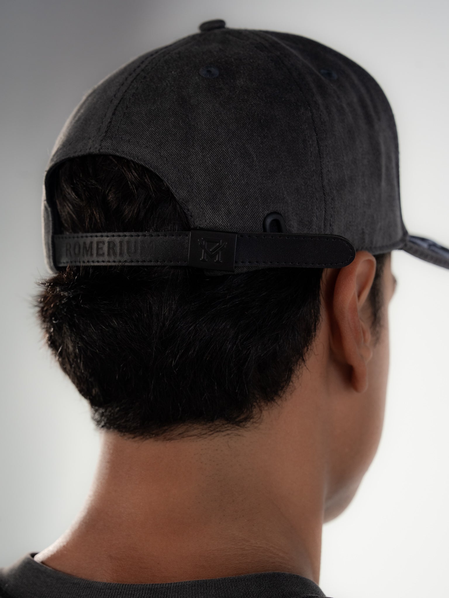 GORRA TRINITY